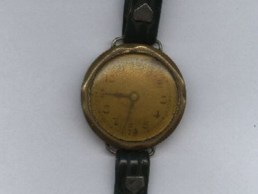 1.      Zegarek z 1934 r. przed naprawą w 2010 r.