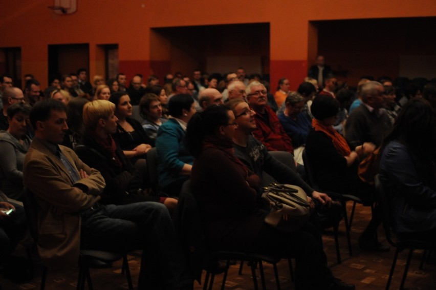 Piotr Bałtroczyk, Kabaret Słuchajcie, Śrem, Zdjęcia