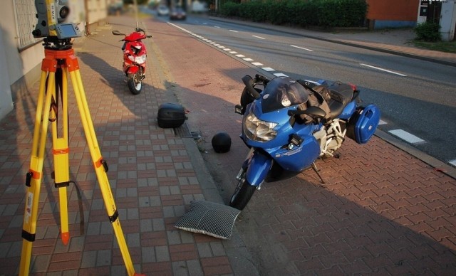 58-letni motocyklista trafił do szpitala po wypadku, do którego doszło na ul. Wieluńskiej w Kłobucku