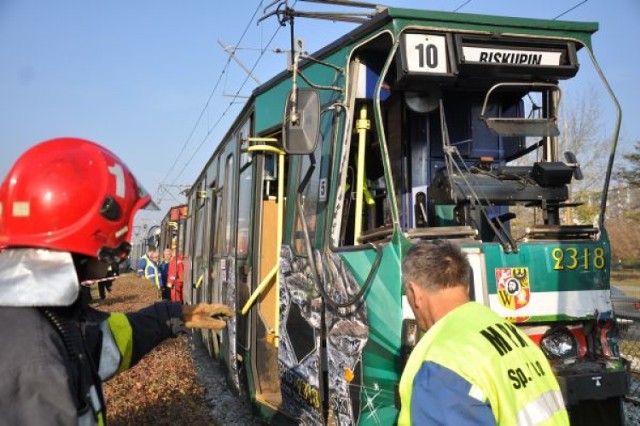 Zderzenie tramwajów przy ul. Legnickiej 4 listopada