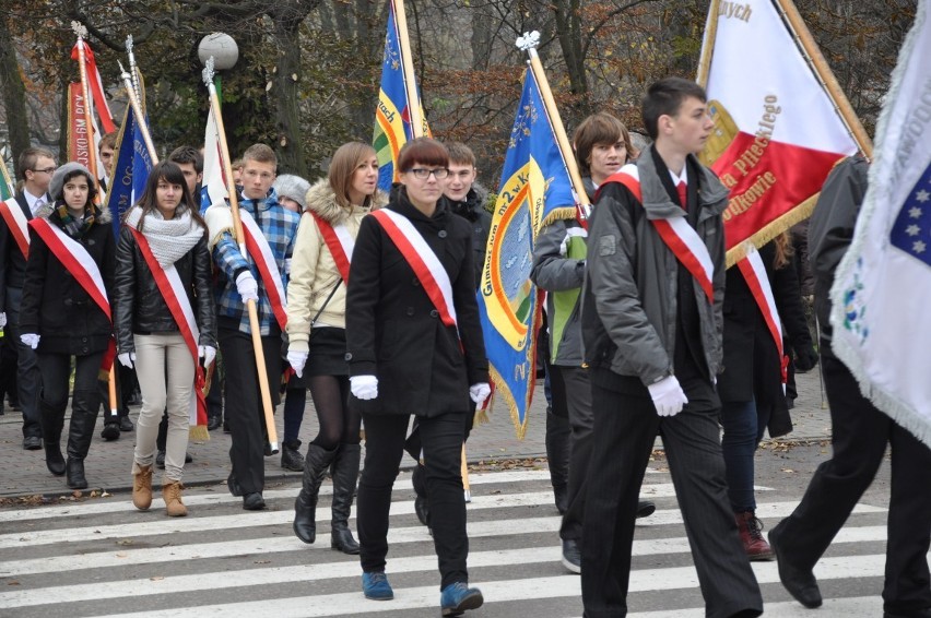 Happening z okazji Dnia Niepodległości na Rynku w Kartuzach