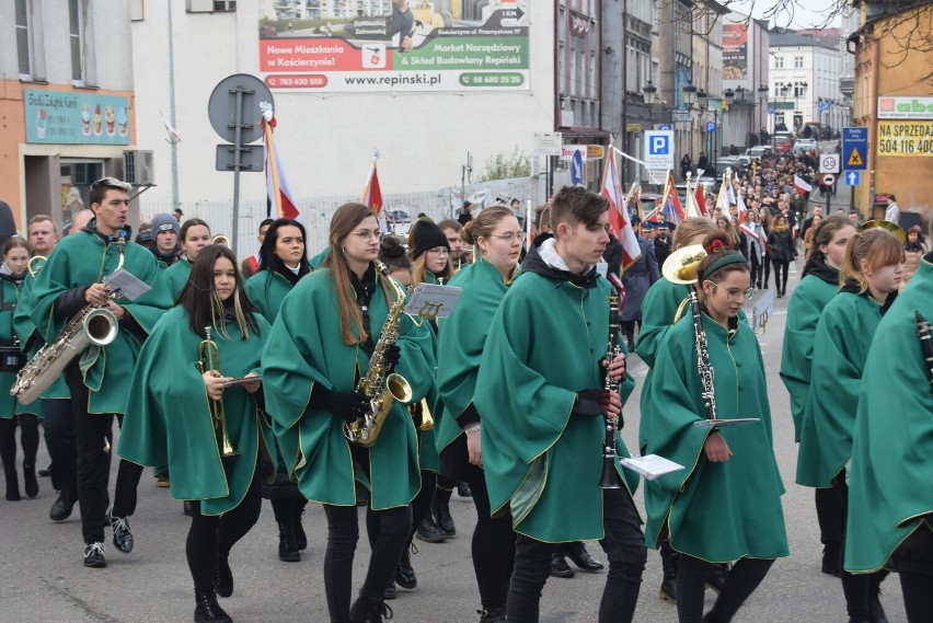 11 listopada 2021 - Powiatowe Obchody Narodowego Święta Niepodległości w Kościerzynie ZDJĘCIA