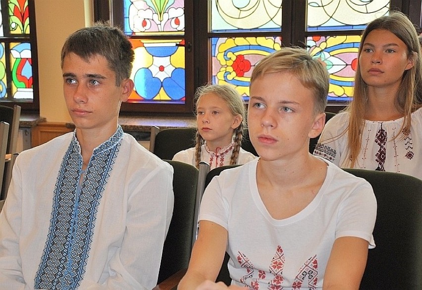 Młodzież z Ukrainy zwiedza Świętochłowice
