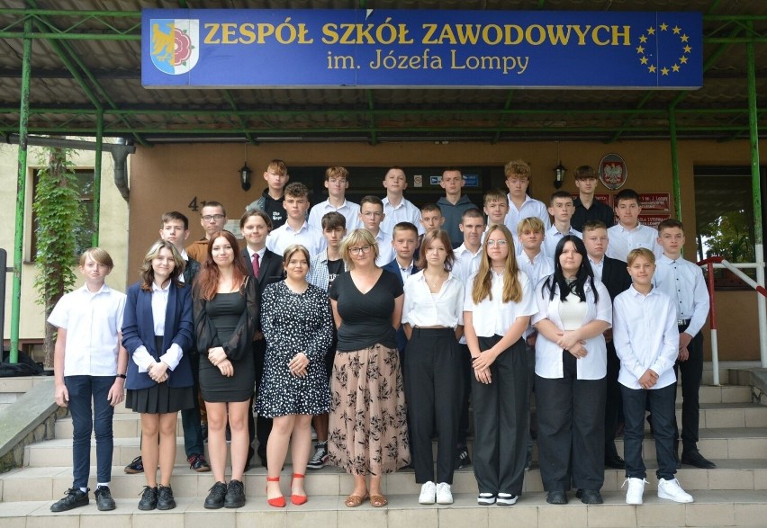 Uroczystość rozpoczęcia roku szkolnego 2023/24 w Zespole...