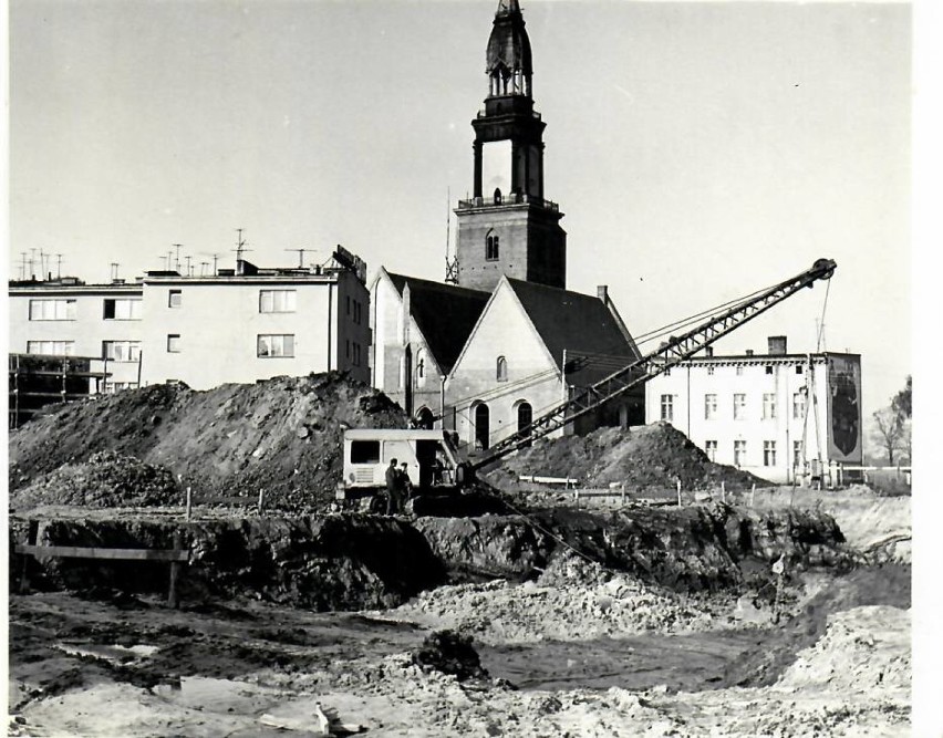 Miasto Oleśnica w odsłonie sprzed lat. Na próżno szukać tu...