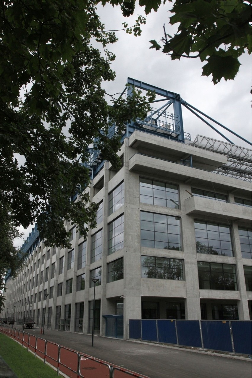 Kraków. Częściowo podziemny parking przy stadionie Wisły i otwarcie na Park Jordana