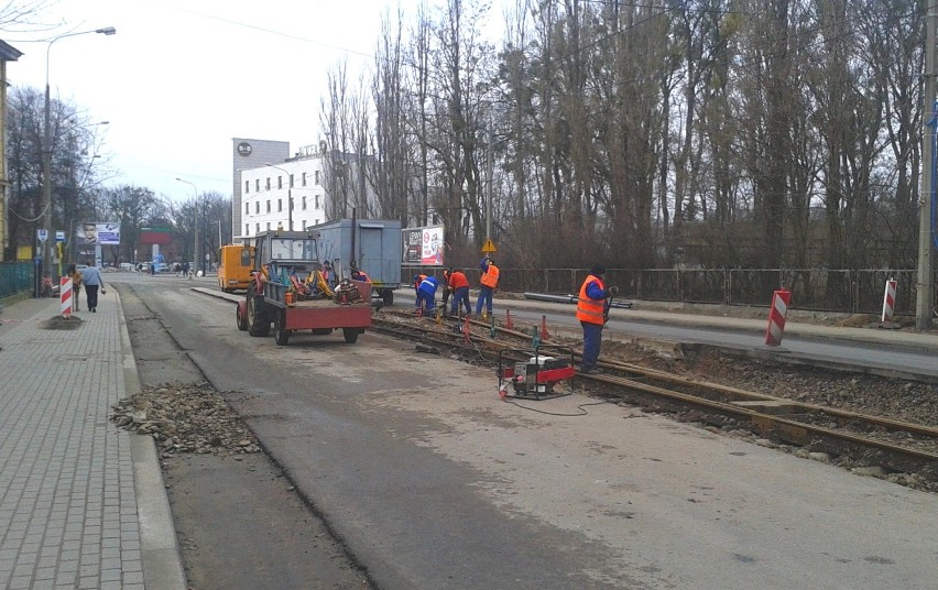 Trwają  drogowe prace na ul. Szumana i Warszawskiej w Toruniu 