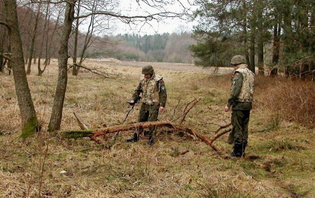 Usuwanie niewybuchu w okolicach Chwaszczyna, kwiecień 2013