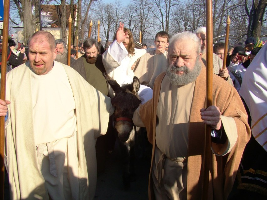 W Wielki Piątek rano procesja Drogi Krzyżowej wyruszy spod...