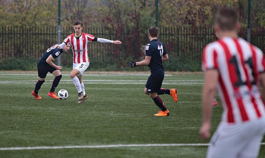 Centralna Liga Juniorów U-18: obrońca Cracovii Radosław Kruppa marzy o grze w lidze angielskiej