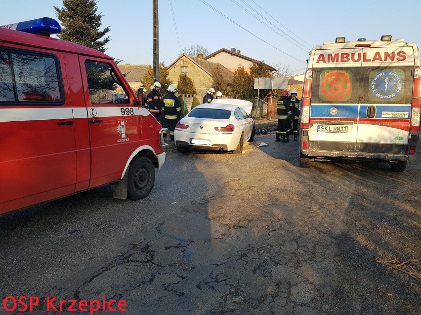 Czołowe zderzenie w Zajączkach Pierwszych ZDJĘCIA