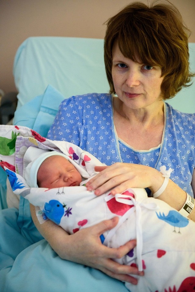 Szansą na odwrócenie trendu są dzieci. Tarnowianinem, który pierwszy urodził się w 2016 r. jest Jakub, trzeci syn Jolanty Sobyry