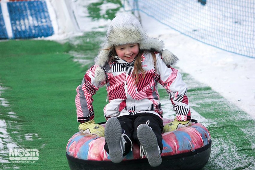 Snowtubing w Żorach: Tak dzieci bawiły się na specjalnym...