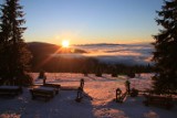 Zima w górach. Styczniowy poranek w Beskidach - widać Tatry [ZDJĘCIA]
