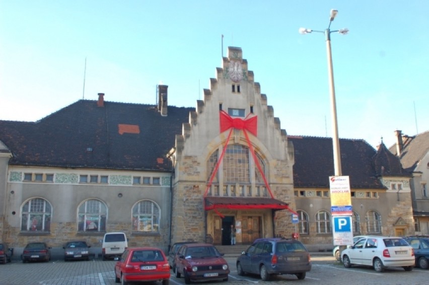 Dworzec Główny PKP stał się własnością miasta. Uroczyste...