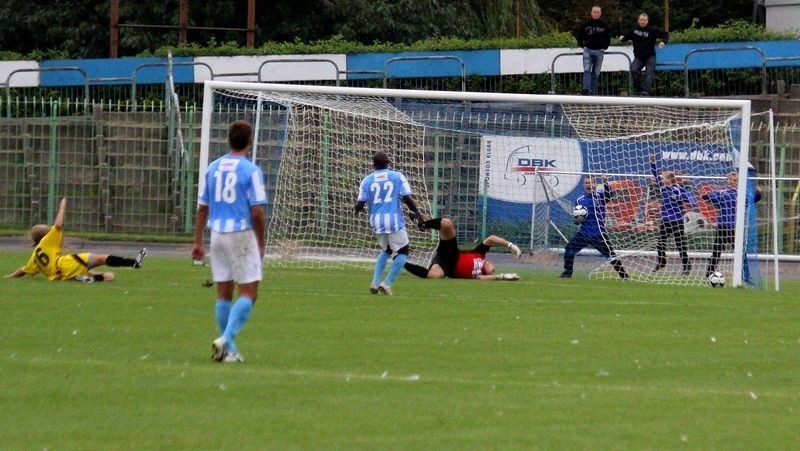 OKS 1945 Olsztyn-Stal Rzesów 1:1 (1:1)