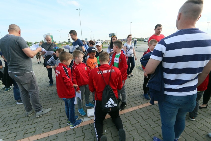 Kibice na meczu Senegal - Kolumbia świetnie bawili się na trybunach Areny Lublin. Zobacz zdjęcia