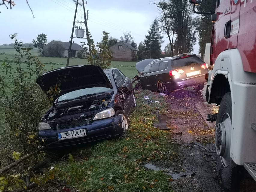 Zderzenie dwóch samochodów w Szczepankach pod Grudziądzem [zdjęcia]
