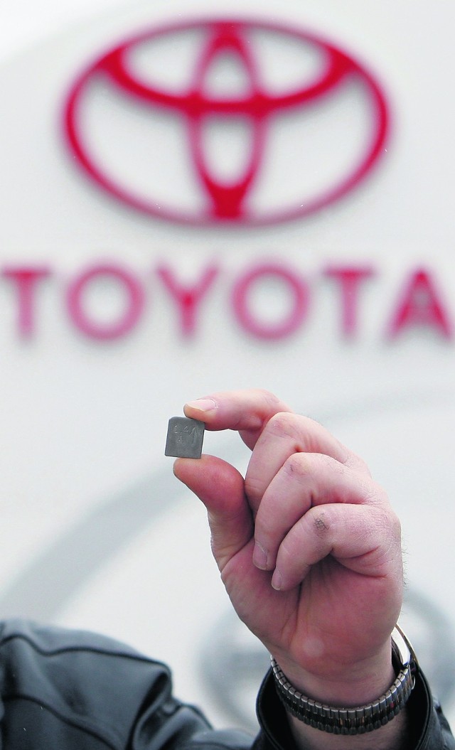 Toyota cierpi przez usterkę pedału gazu