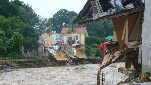 Niektórych domów w Bogatyni nawet z rządową pomocą nie udało się uratować