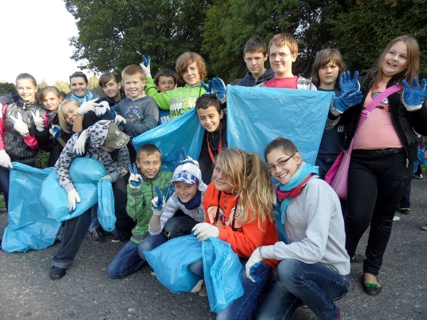Wodzisławskie dzieci sprzątają Balaton FOTO