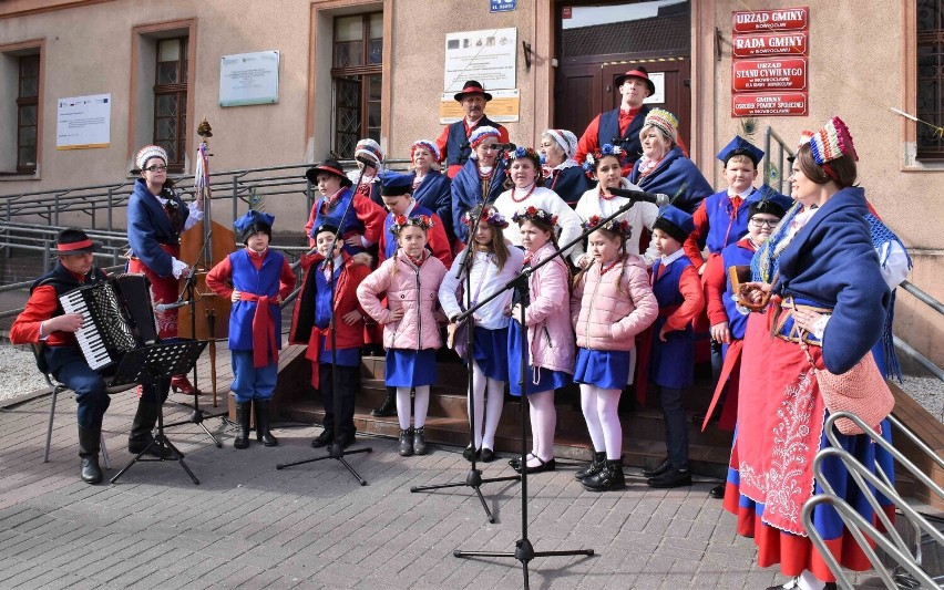 Pod Urzędem Gminy w Inowrocławiu zorganizowano XIV Festyn...