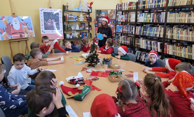 Mijający tydzień był w Bibliotece Pedagogicznej w Zduńskiej Woli obfitował w imprezy dla dzieci: były pokój zagadek, escape room i Mikołajki.