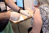 Szpital w Grudziądzu będzie dysponował ponad tysiącem dawek szczepionek dla seniorów "70 plus". Można już się zgłaszać