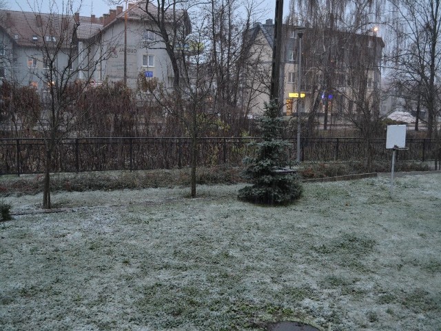 Pierwszy śnieg tej zimy w Pruszczu Gd.