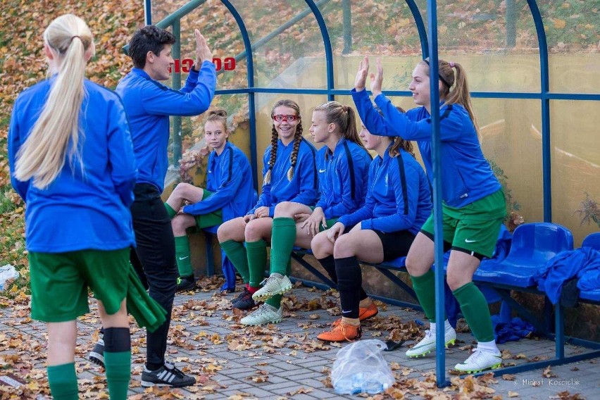 Alicja Grzybowska na co dzień reprezentująca barwy pleszewskiej Stali przebywała na zgrupowaniu kadry Wielkopolski U16 w piłce nożnej