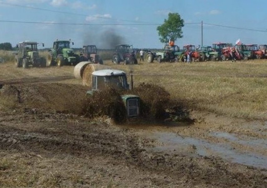 Oto zdjęcia z poprzednich odsłon Rajdu Traktorów w Pławiu...