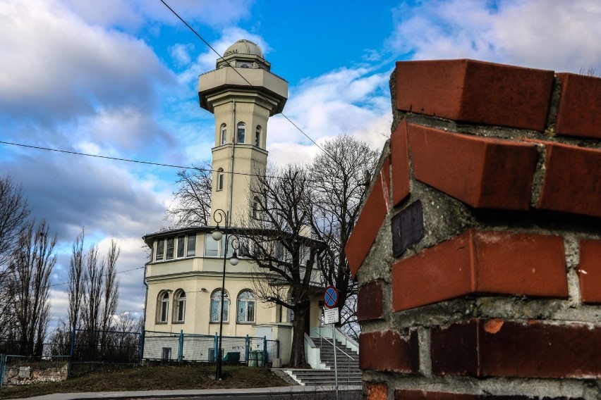 Kiedy podaję lokalizację "Zielona Góra przy Wieży...