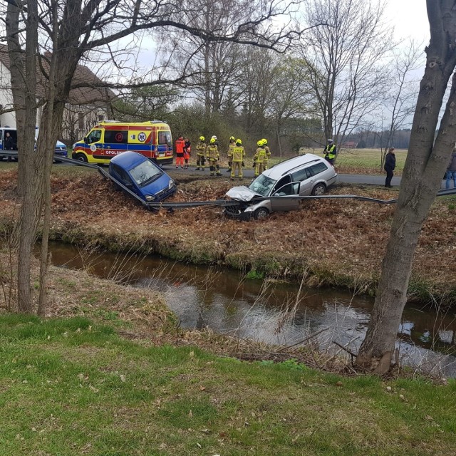 Zderzenie dwóch samochodów w Morcinku w gminie Murów.