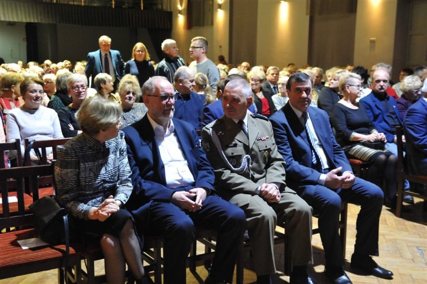 KOŚCIAN. Koncert niepodległościowy orkiestry reprezentacyjnej sił powietrznych [ZDJĘCIA]