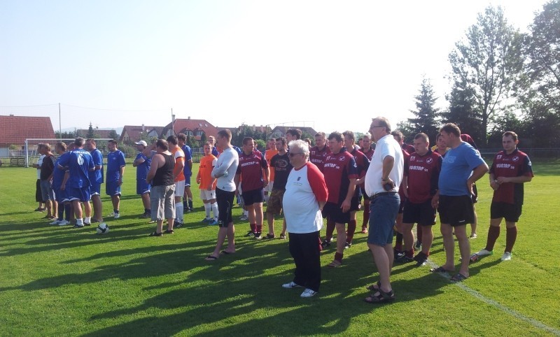 Drużyna łęczyckiego starostwa na drugiej pozycji w Międzynarodowym Turnieju Piłki Nożnej