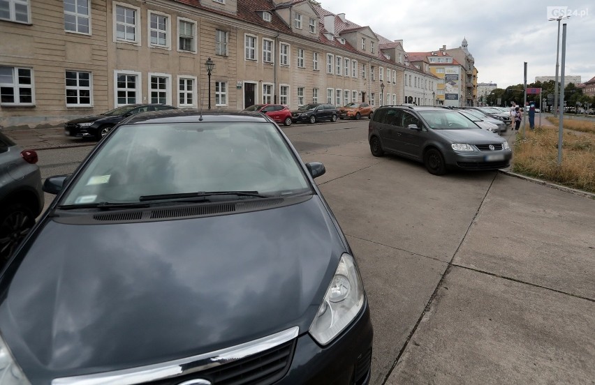 Strefa Płatnego Parkowania w Szczecinie znów działa. Prawie 700 pisemnych upomnień w pierwszym dniu!