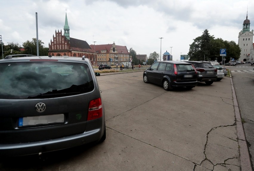 Strefa Płatnego Parkowania w Szczecinie znów działa. Prawie 700 pisemnych upomnień w pierwszym dniu!