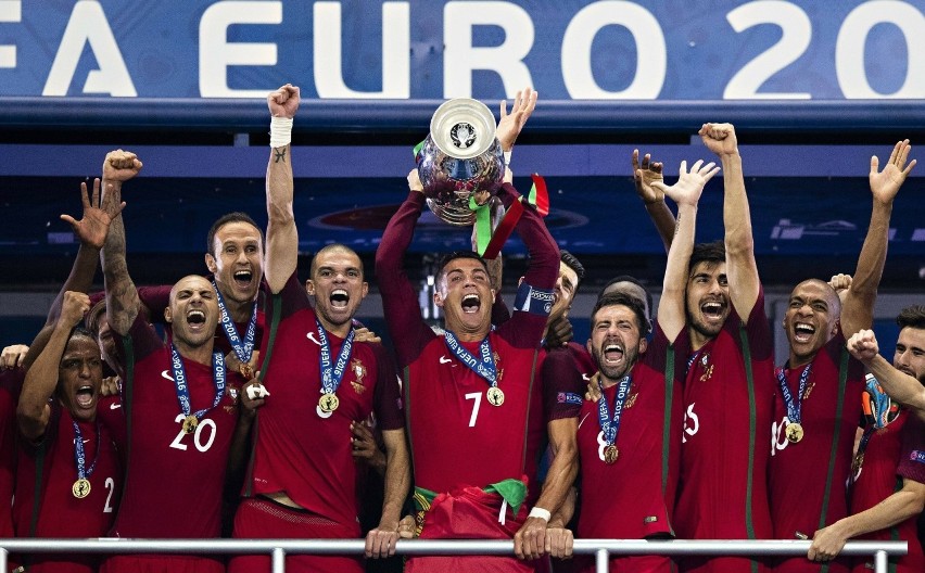 Trwają piłkarskie mistrzostwa Europy. Turniej już ma kilku...