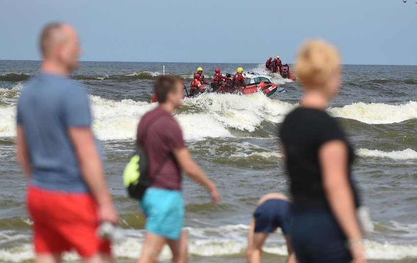 Jantar, akcja ratunkowa w Bałtyku (13.07.2022, godz. 17.10) Zakończono poszukiwania mężczyzn, który miał topić się w morzu - AKTUALIZACJA