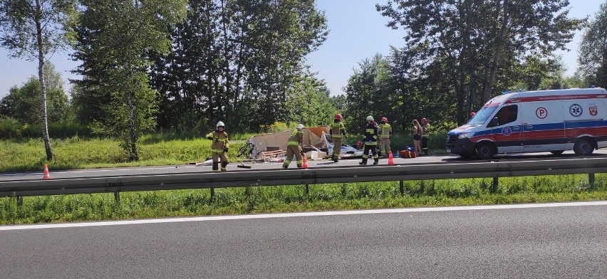 Cztery osoby poszkodowane w wypadku na drodze krajowej numer...