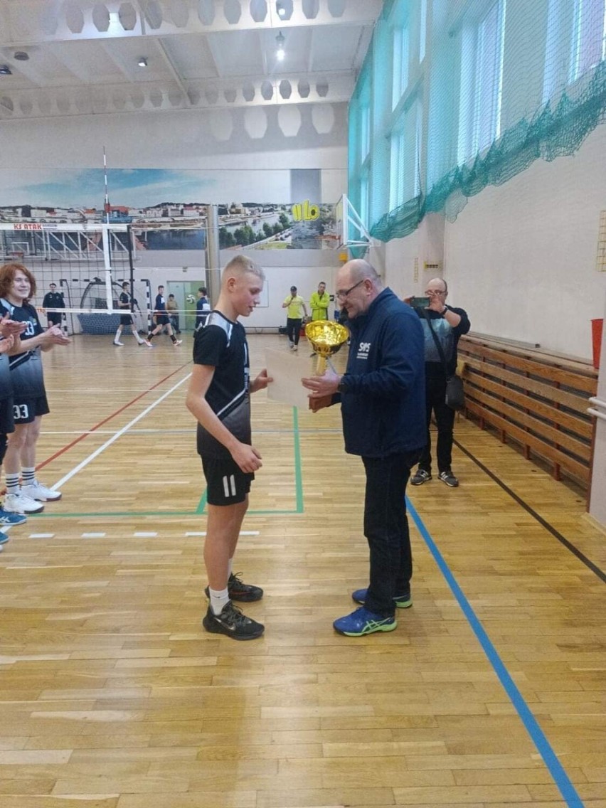 Młodzicy MUKS Grom Kalisz awansowali do 1/4 mistrzostw...