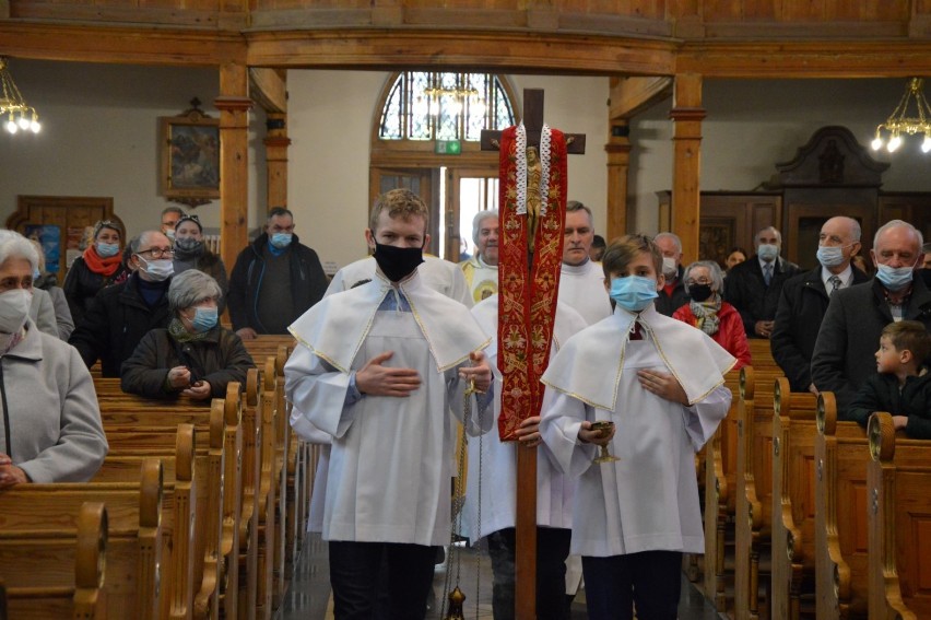 Lębork. Odpust parafialny i Msza św. za Ojczyznę w kościele NMP Królowej Polski