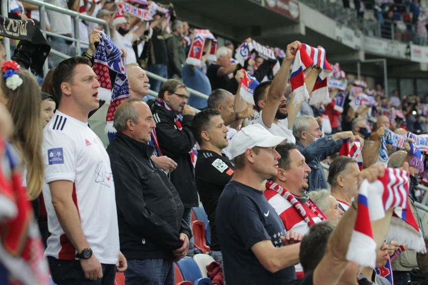 Kibice Górnika Zabrze pożegnali Igora Angulo. Górnika w...