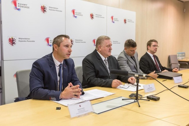 4,4 mln zł na modernizację i rozbudowę  otrzymało Kujawsko-Pomorskie Centrum Kształcenia Zawodowego w Bydgoszczy. Podpisanie umowy z wykonawcą prac budowlanych miało miejsce w ubiegłym tygodniu w Urzędzie Marszałkowskim.