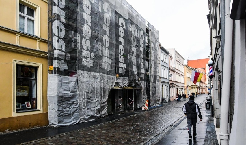 Rozpoczął się remont kamienicy przy ul. Jezuickiej 24.