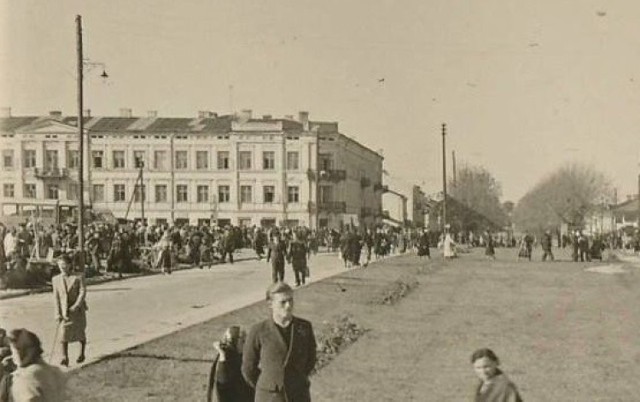 Fragment Placu Kościuszki na zdjęciu z okresu II wojny światowej.

Archiwum Mariana Fronczkowskiego