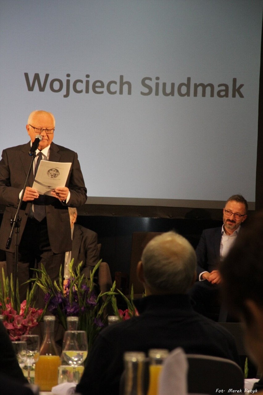 Nie żyje Szewach Weiss. W 2019 r. odebrał Nagrodę Pokoju od Wojciecha Siudmaka FOTO
