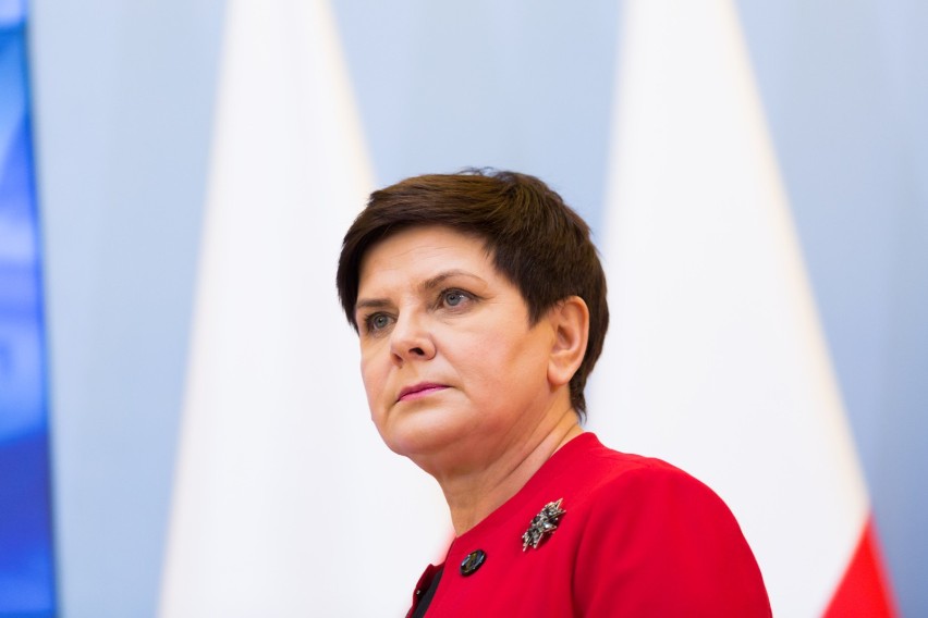 Premier Beata Szydło na posiedzeniu sztabu kryzysowego 