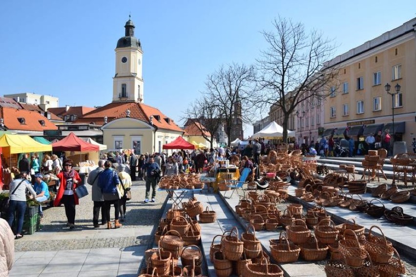 Pierwsza Majówka przed Ratuszem! 

Od 29.04 do 03.05 plac...