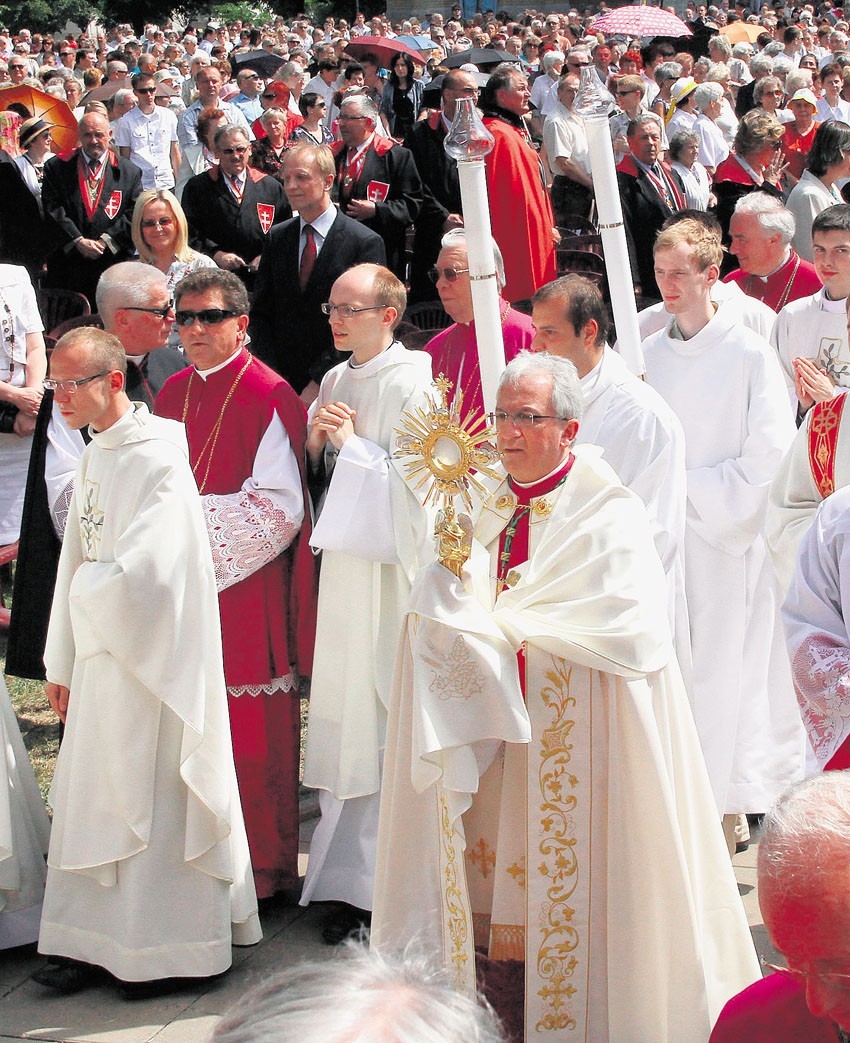 Diecezja łódzka dziękowała za beatyfikację Ojca Świętego Jana Pawła II